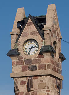 Clock in 2010 showing carillon Photo credits Roy Pierce